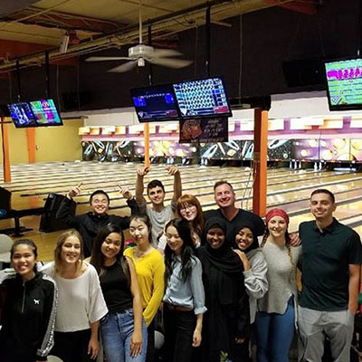 bowling bowling